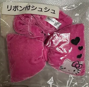헬로키티 리본 포함 스크런치