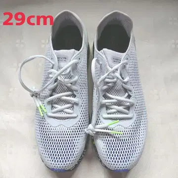 UA 소닉 4 스니커즈 신발