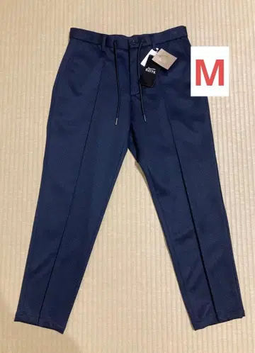 새상품 미사용품 금색 파자마 수트 네이비 M 사이즈