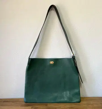 Hender Scheme twist buckle bag M사이즈