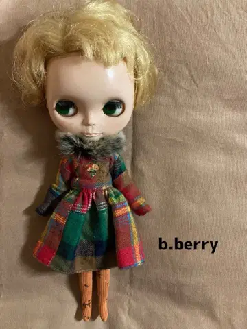 브라이스 IC 인형 사이즈 아웃핏 체크 무늬 드레스와 삭스