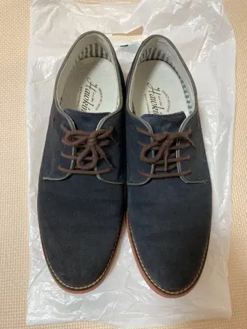 호킨스 스니커즈