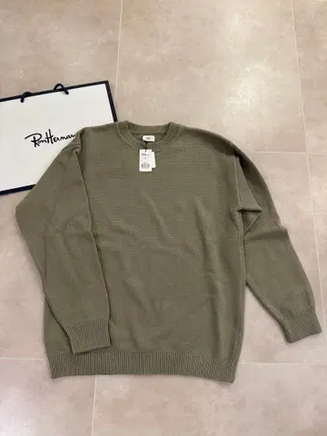 미사용 새상품 RHC 니트 론 헤르만