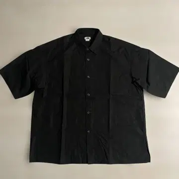 H BEAUTY&YOUTH 에이치 반팔 셔츠 블랙