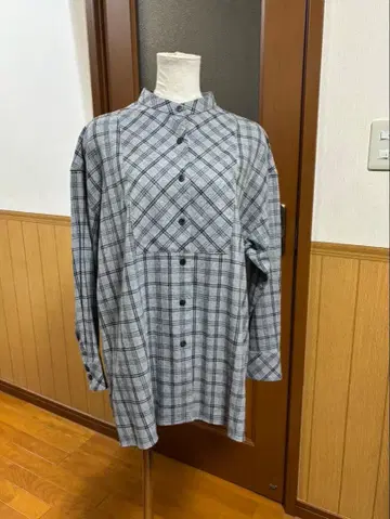 DAMA collection 그레이 계열 체크 긴팔 셔츠 LL