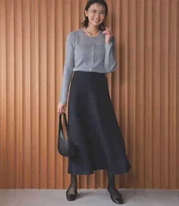 안피로 세미 플레어 스커트 차콜 L 사이즈 롱 스커트