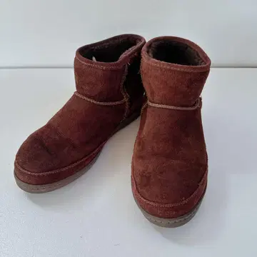 미네통카 어그 부츠 앵클 사이즈 9 (25.5cm)