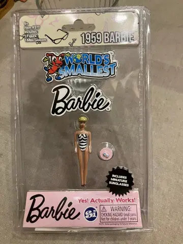 미개봉 새상품 WORLDS SMALLEST Barbie 1959