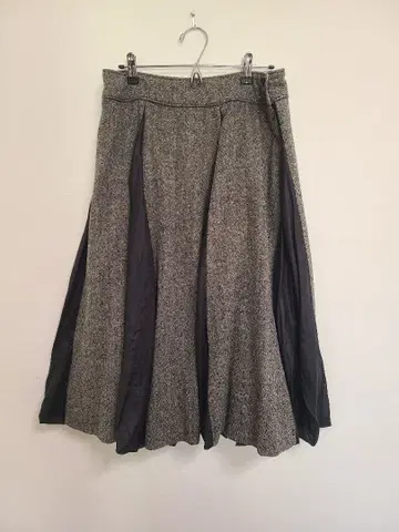 noriko araki 플레어 스커트 그레이/블랙