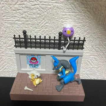 포켓몬의 거리 2 축제의 길모퉁이 카라카라 & 루카리오