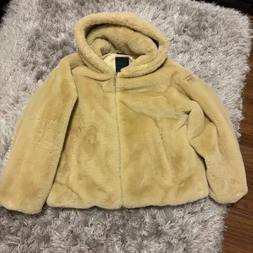 TATRAS 로고 보아 블루종 새상품급 베이지