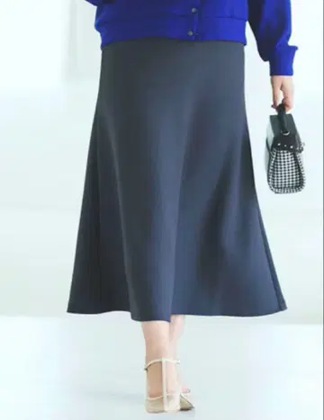 안피로 뷰티 폼 저지 세미 플레어 스커트 [ XS ]