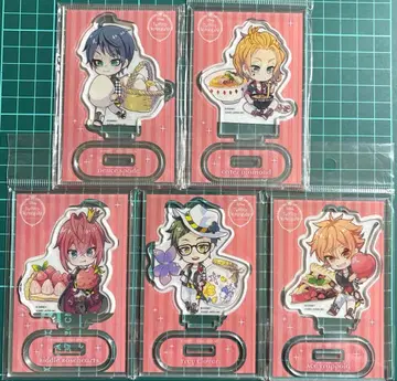 트위스테 캐릭터 페코 아크릴 스탠드 하트 라비율 기숙사 세트