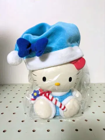 레트로 산타클로스 헬로키티 코스튬 저금통 피규어