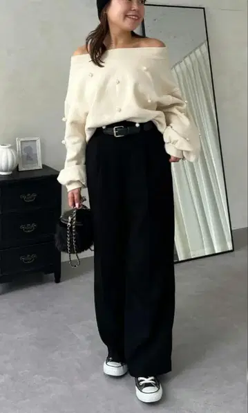 새상품 prose verse 와이드 보트넥 펄 맨투맨 M 사이즈