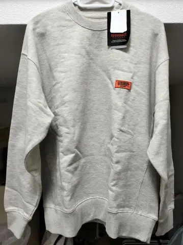 UNIVERSAL OVERALL / 로고 크루넥 맨투맨 BEAMS