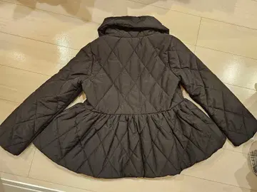 Fit more 블랙 플레어 실루엣 다운 자켓