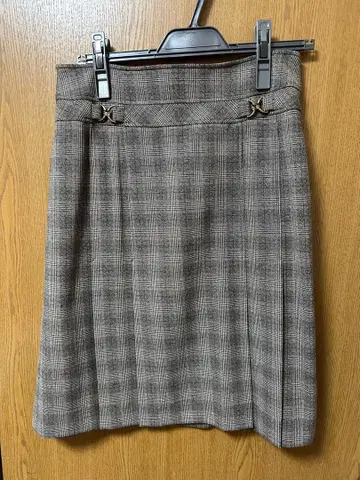 [미사용] ensuite 그레이 계열 체크 플리츠 스커트
