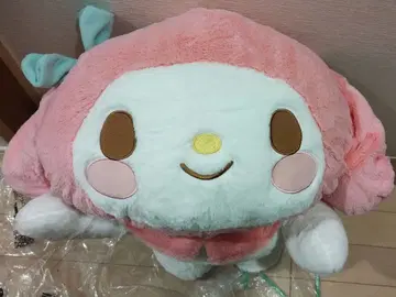 산리오 마이멜로디 누워있는 빅 봉제 인형