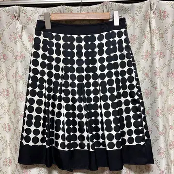 23구 플레어 스커트 도트 무늬 38