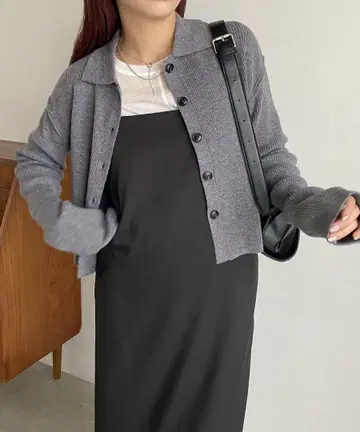 [ 새상품 ] 카프리슈레마쥬 옷깃 달린 가디건