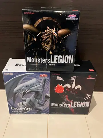 유희왕 블루아이즈 화이트 드래곤 푸른 눈의 백룡 피규어 3체 세트