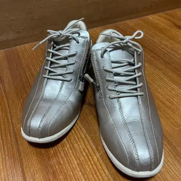 YONEX 파워크 스니커즈 실버