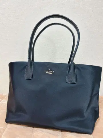 케이트 스페이드 블랙 토트백 핸드백