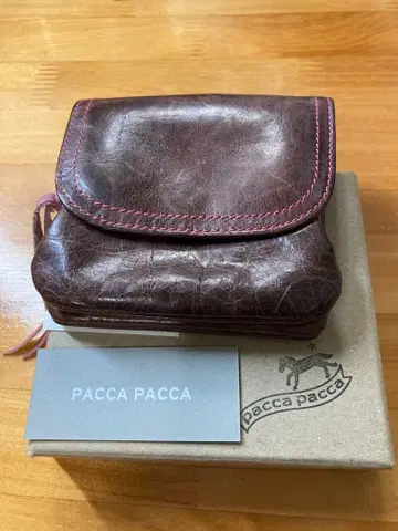 Pacca Pacca 이단 접이식 지갑 브라운