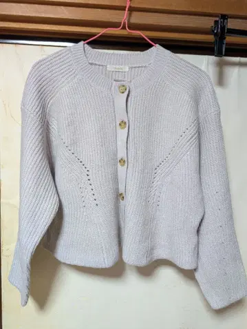 [ 미사용 새상품 ] 라이트 그레이 니트 가디건