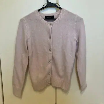 얇은 핑크 비쥬 가디건