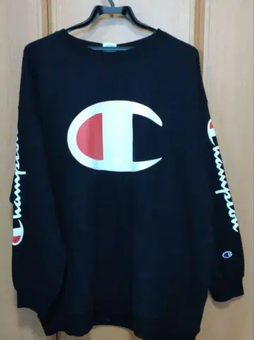 로데오 크라운 Champion 트레이닝복