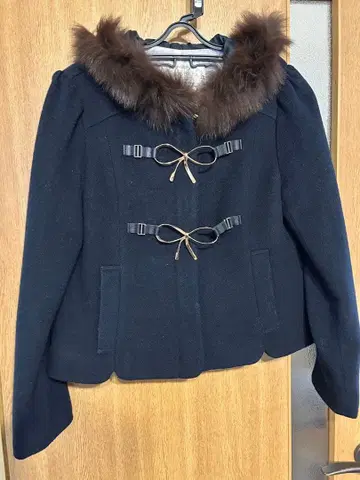 LODISPOTTO 로디스포토 숏 기장 코트 리본