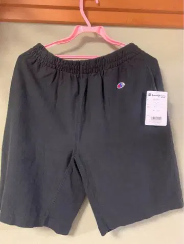 미사용 새상품 택 포함 챔피온 맨투맨 하프 팬츠 블랙