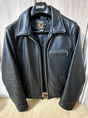 [ 가격 인하 ] Schott 블랙 가죽 싱글 라이더 40
