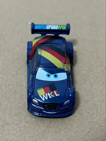 토미카 카즈 맥스 슈넬