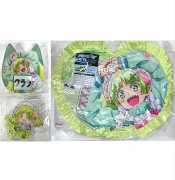 우라라 클라라 하트 프릴 쿠션 카미아니 복권 네임 배지