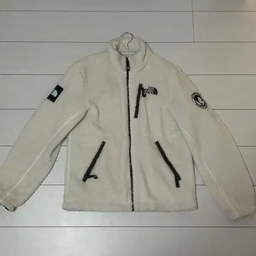 [ 거의 사용하지 않은 ] THE NORTH FACE 아이보리 플리스 S