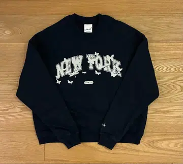 [ plateau studio ] 그래픽 맨투맨