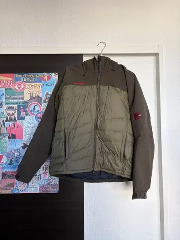 MAMMUT 다운 자켓