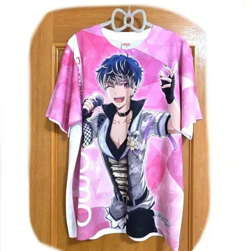 아이나나 T셔츠 모모