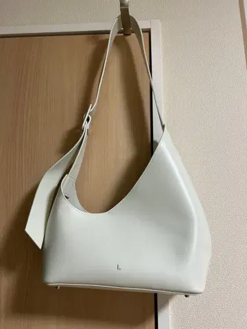 엘르 도트 토끼 백 비대칭 가죽 백