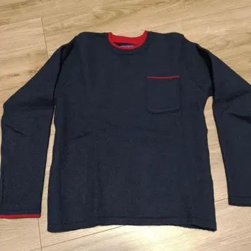 BLUE/BLUE 네이비/레드 크루넥 니트 사이즈 2(M)