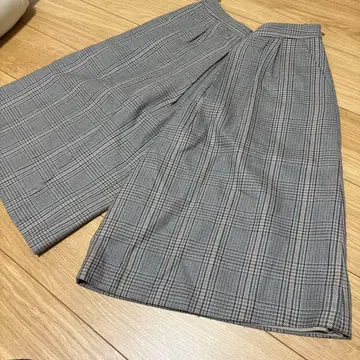 새상품급 비비안 탐 울 체크 팬츠