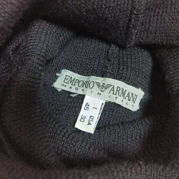 EMPORIO ARMANI 니트 스웨터 사이즈 46