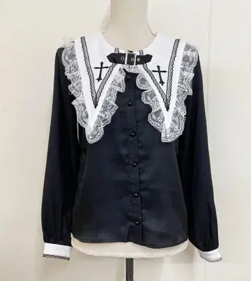 MARS MA*RS 벨트 포함 크로스 자수 블라우스