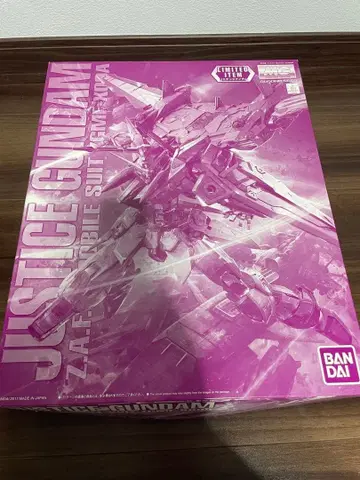 MG 저스티스 건담 이벤트 한정판 클리어 컬러 조립 중