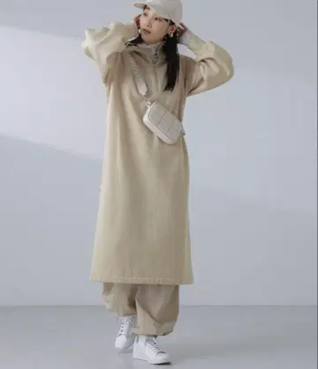 하프 지퍼 기모 쭈리 컷 원피스 나노 유니버스