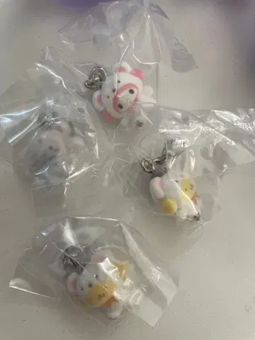 산리오 캐릭터 푹신푹신 스노우 메지루시