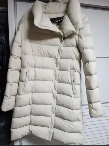 베라왕 다운 코트